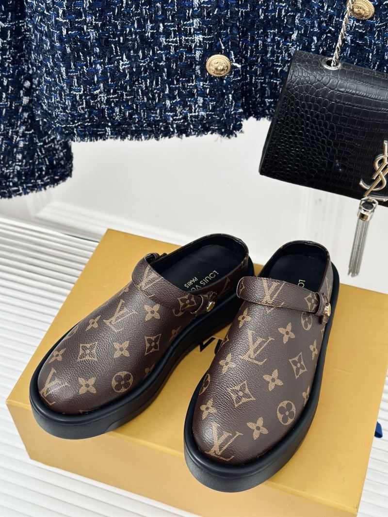 Louis Vuitton Slippers